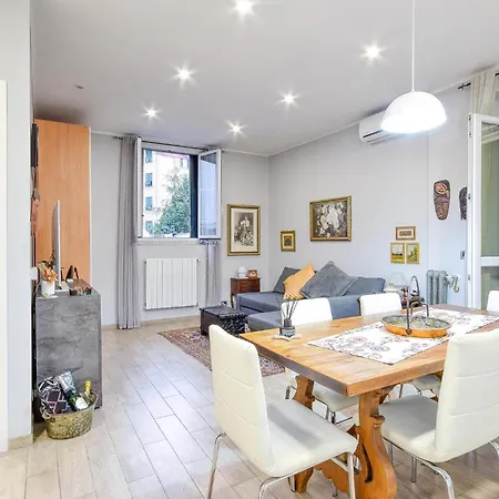 Apartment Beautiful In With Kitchen Genoa