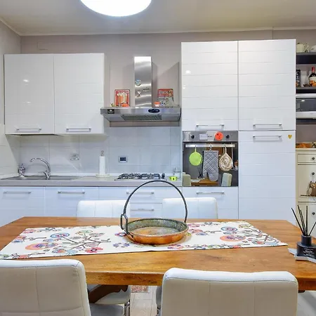 Beautiful In With Kitchen * Genoa