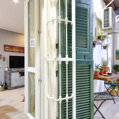 Apartment Beautiful In With Kitchen Genoa